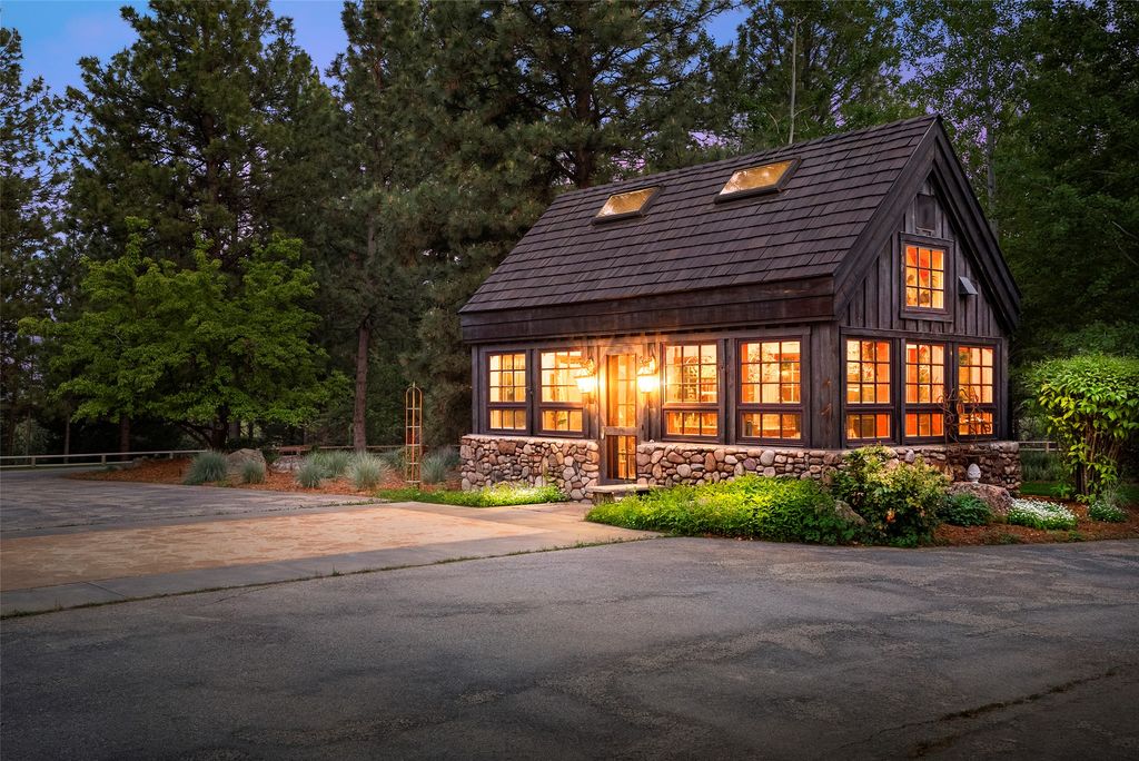 594 Bunkhouse Road, Darby, MT 59829 photo 6