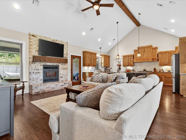 393152 W 2600 Road, Ochelata, OK 74051