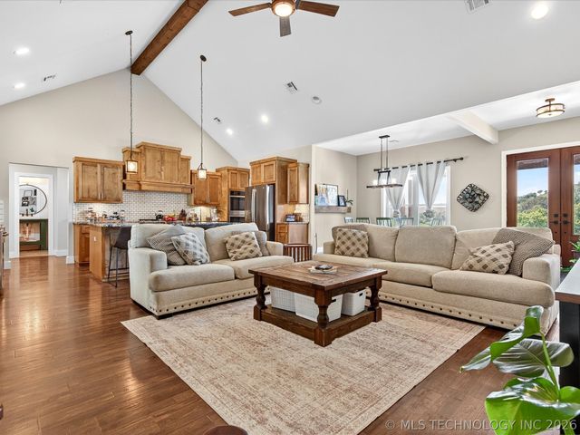 393152 W 2600 Road, Ochelata, OK 74051