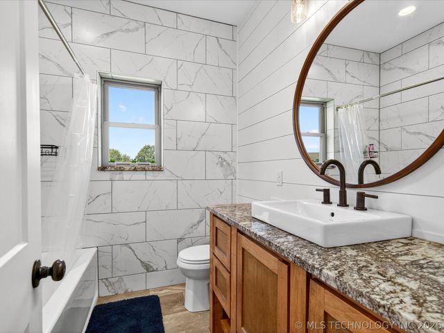 393152 W 2600 Road, Ochelata, OK 74051