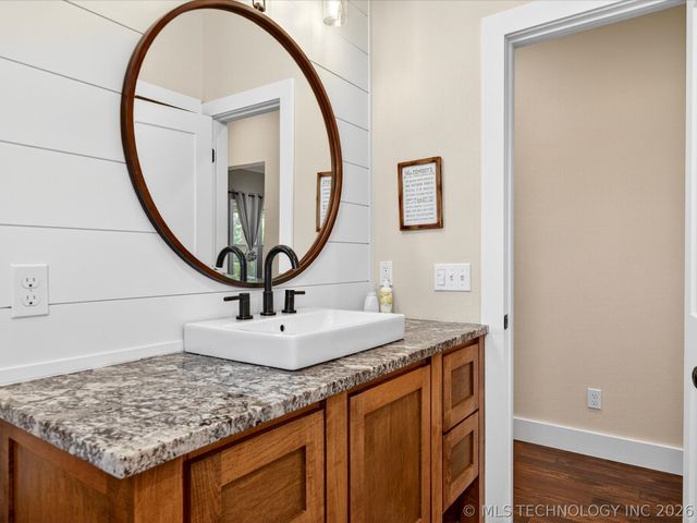 393152 W 2600 Road, Ochelata, OK 74051