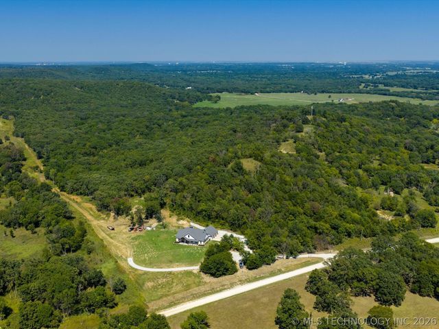 393152 W 2600 Road, Ochelata, OK 74051