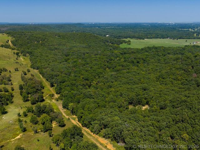 393152 W 2600 Road, Ochelata, OK 74051