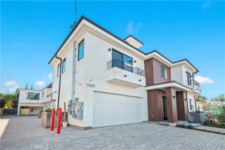 12300 Oxnard Street 3, North Hollywood, CA 91606