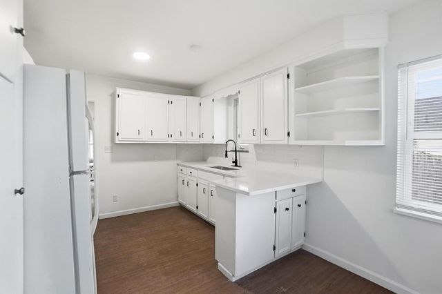 808 S Hague Avenue, Columbus, OH 43204