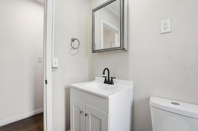 808 S Hague Avenue, Columbus, OH 43204