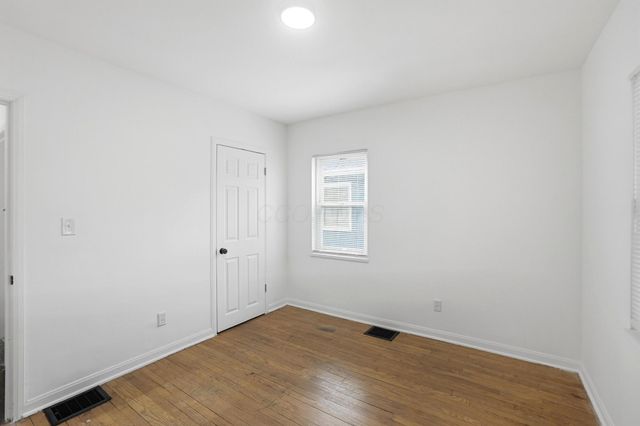 808 S Hague Avenue, Columbus, OH 43204