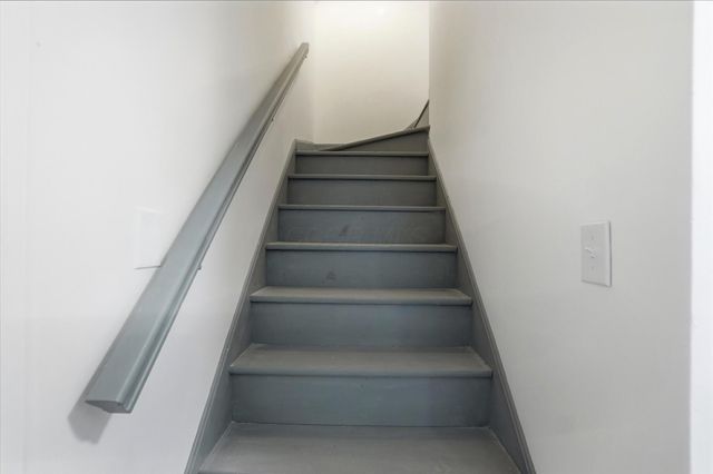 808 S Hague Avenue, Columbus, OH 43204