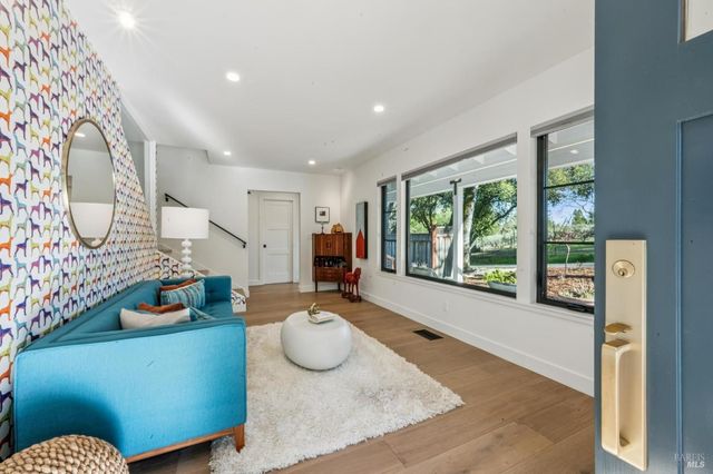 1143-1145 Hill Rd, Glen Ellen, CA 95442