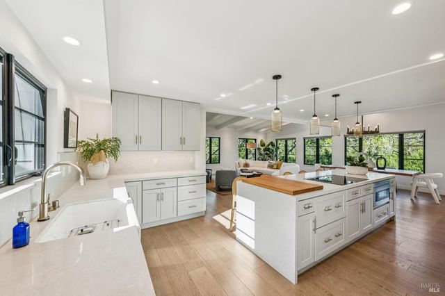 1143-1145 Hill Rd, Glen Ellen, CA 95442