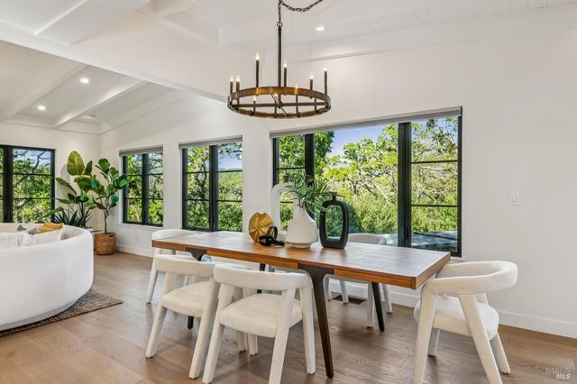 1143-1145 Hill Rd, Glen Ellen, CA 95442