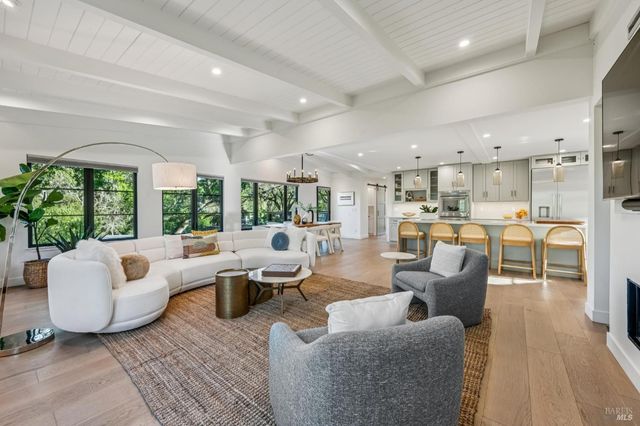 1143-1145 Hill Rd, Glen Ellen, CA 95442