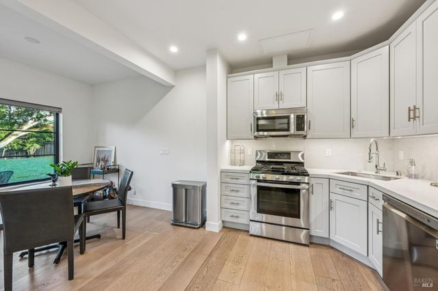 1143-1145 Hill Rd, Glen Ellen, CA 95442