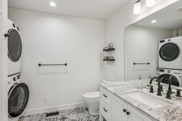 1143-1145 Hill Rd, Glen Ellen, CA 95442