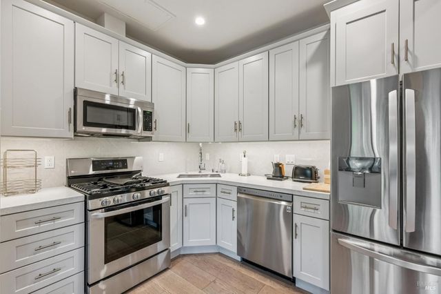 1143-1145 Hill Rd, Glen Ellen, CA 95442