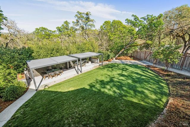 1143-1145 Hill Rd, Glen Ellen, CA 95442