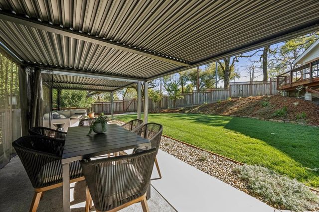 1143-1145 Hill Rd, Glen Ellen, CA 95442