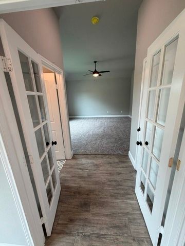 1039 Deer Island Court, Azle, TX 76020