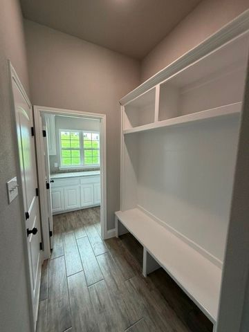 1039 Deer Island Court, Azle, TX 76020