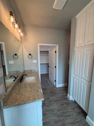 1039 Deer Island Court, Azle, TX 76020