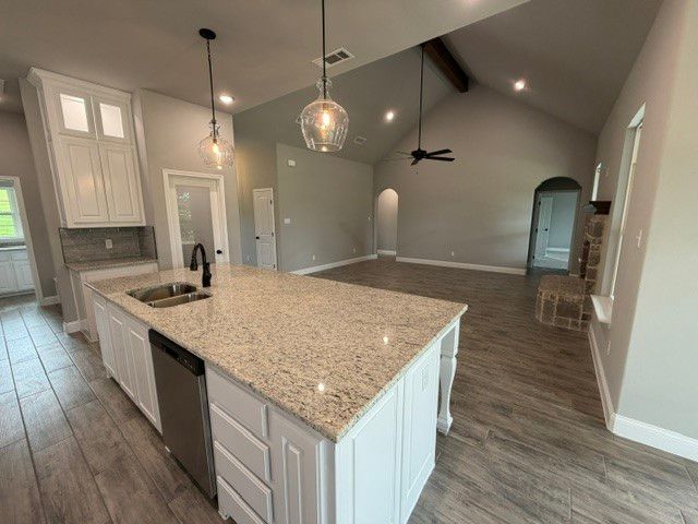 1039 Deer Island Court, Azle, TX 76020