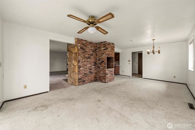 27915 90th Avenue E, Graham, WA 98338