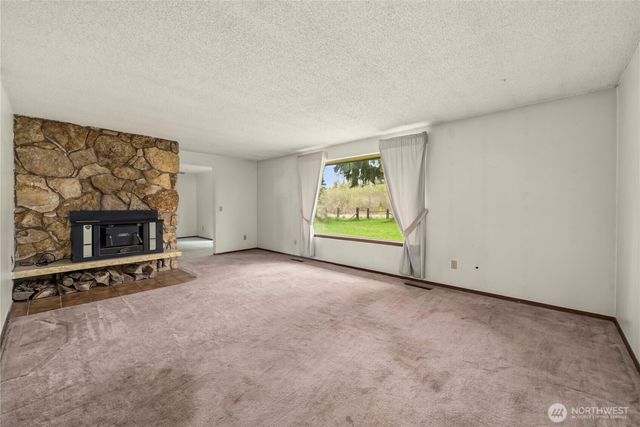 27915 90th Avenue E, Graham, WA 98338
