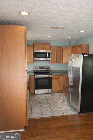 3235 Cadiz Circle, South Fulton, GA 30349