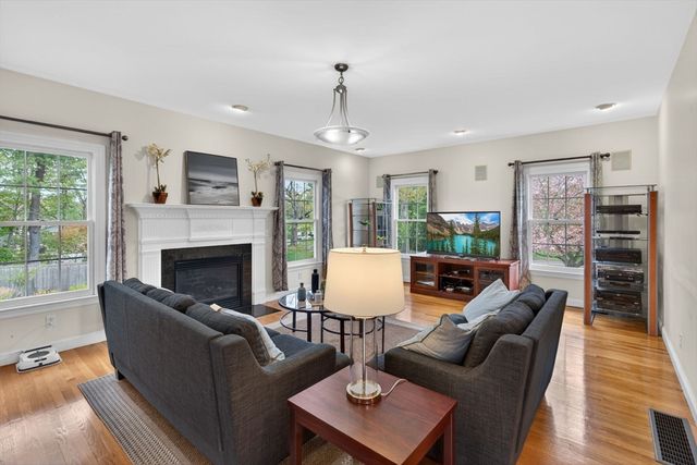 102 Argilla Rd, Andover, MA 01810
