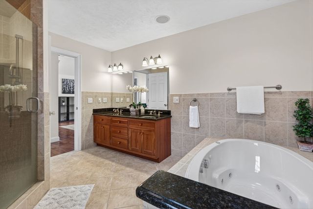 102 Argilla Rd, Andover, MA 01810