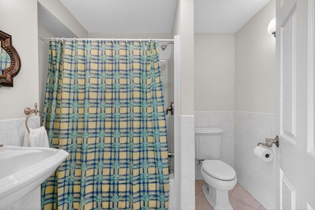 102 Argilla Rd, Andover, MA 01810
