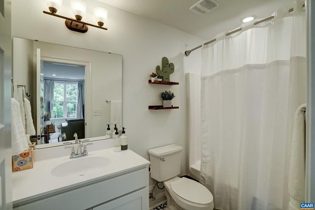 3439 ROWCROSS ST, Crozet, VA 22932