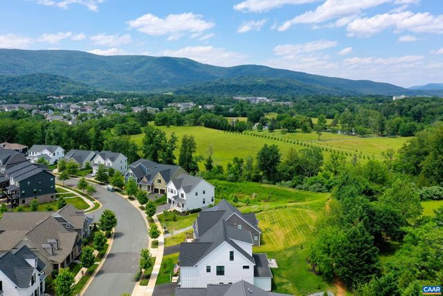 3439 ROWCROSS ST, Crozet, VA 22932