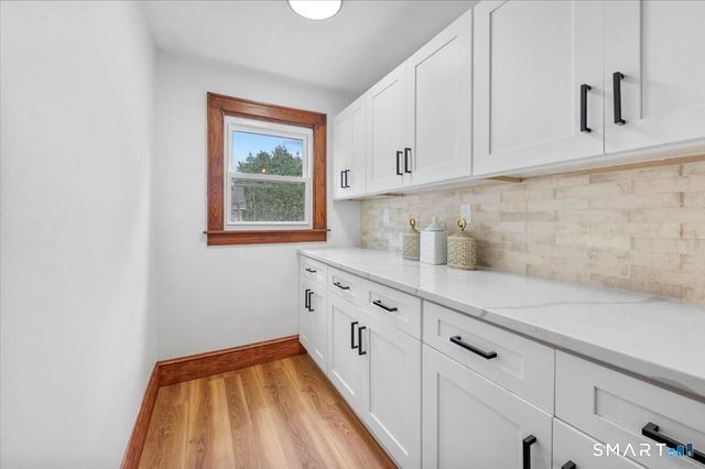 20 Shaker Road, Somers, CT 06071