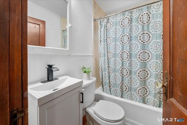 20 Shaker Road, Somers, CT 06071