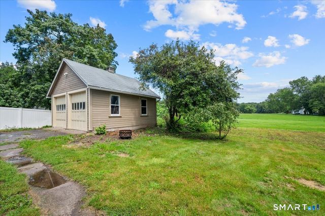 20 Shaker Road, Somers, CT 06071