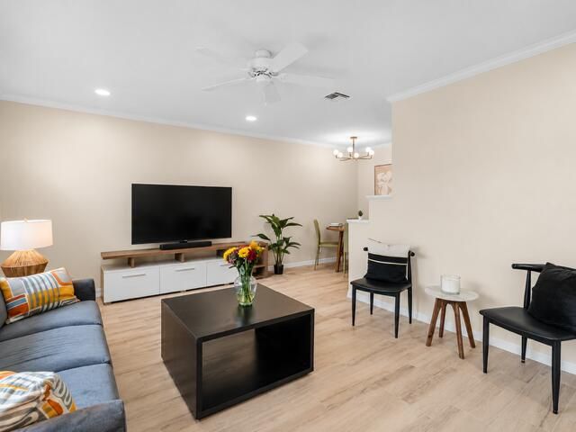 1539-1541 NE 15th Avenue, Fort Lauderdale, FL 33304