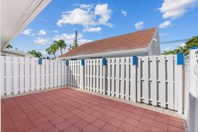1539-1541 NE 15th Avenue, Fort Lauderdale, FL 33304