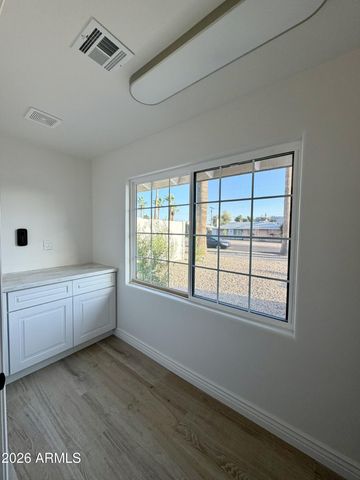 1914 W VIRGINIA Avenue, Phoenix, AZ 85009