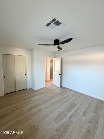 1914 W VIRGINIA Avenue, Phoenix, AZ 85009