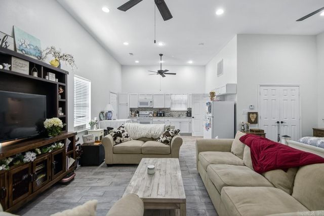 4397 GABBY Lane, Benton, AR 72019