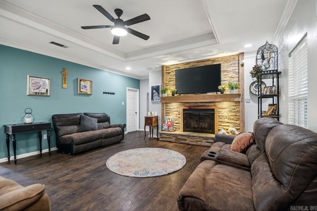 4397 GABBY Lane, Benton, AR 72019