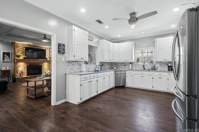 4397 GABBY Lane, Benton, AR 72019