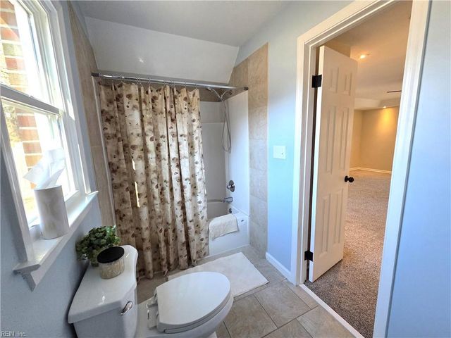 5901 Chuckatuck LN, Suffolk, VA 23432