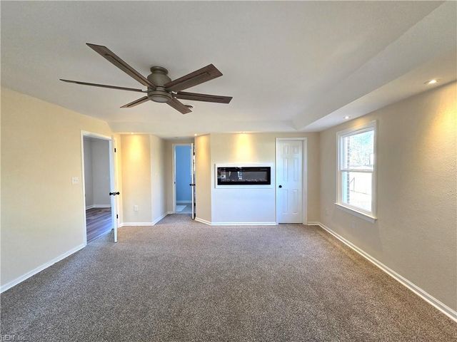 5901 Chuckatuck LN, Suffolk, VA 23432