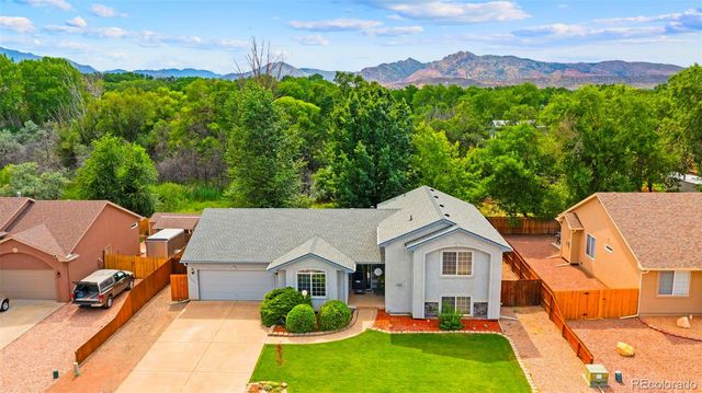 369 Sunlight Way, Canon City, CO 81212