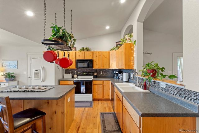 369 Sunlight Way, Canon City, CO 81212