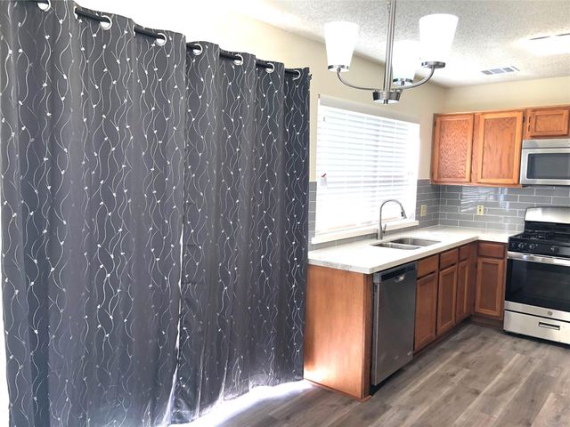 4819 Sunshine Drive, Sugar Land, TX 77479