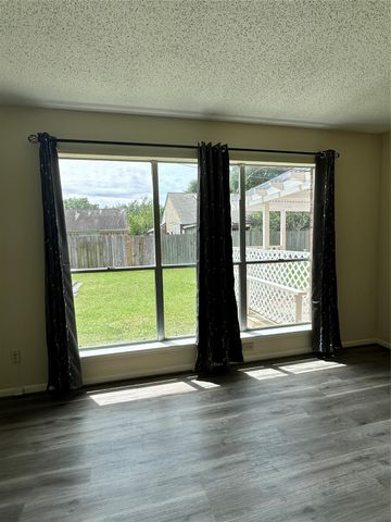 4819 Sunshine Drive, Sugar Land, TX 77479