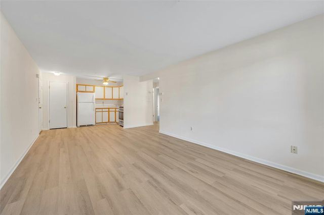 916 Thoreau, Mahwah, NJ 07430